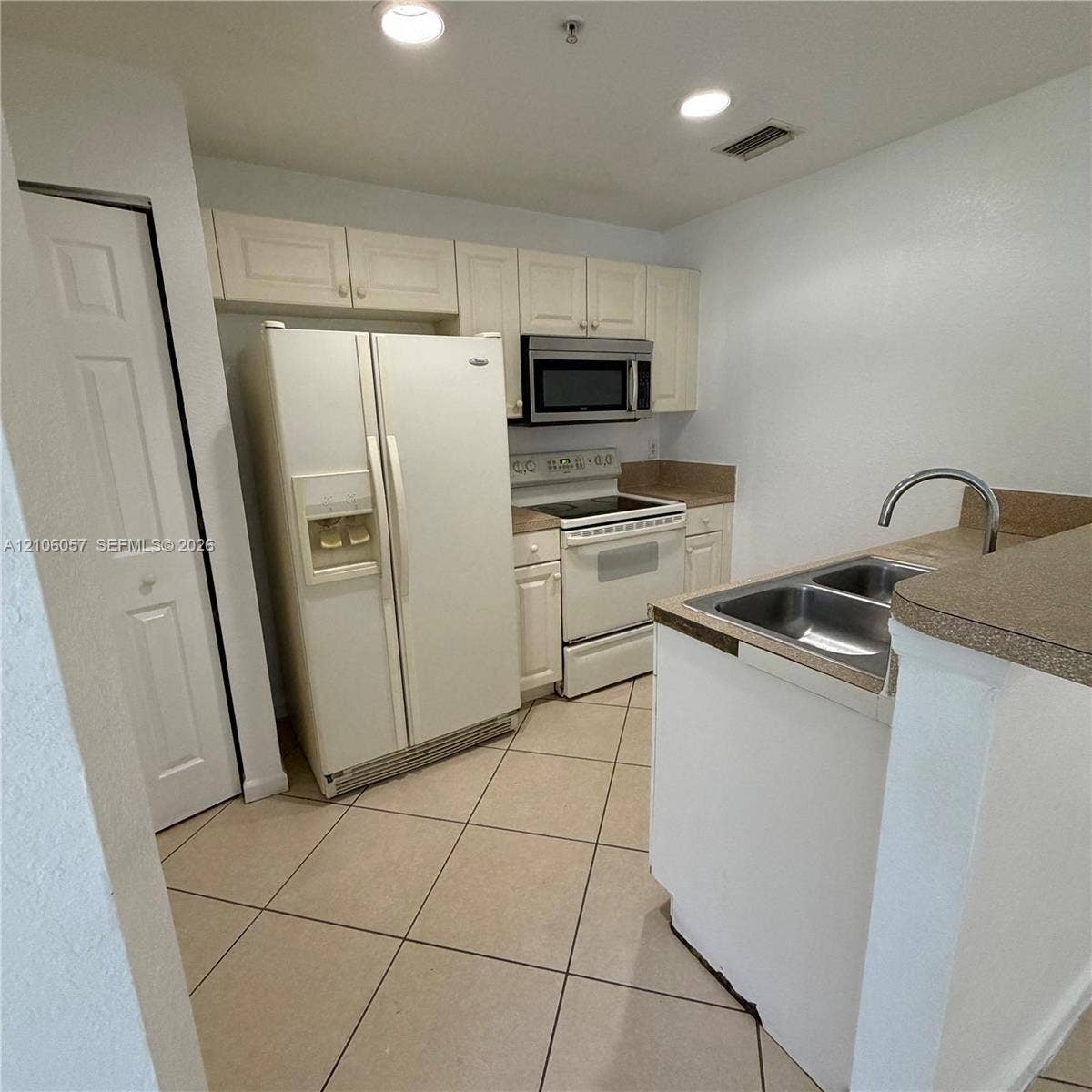 1965 Freeport Lane, #1965, Riviera Beach, Riviera Beach, FL 33404 Photo 12