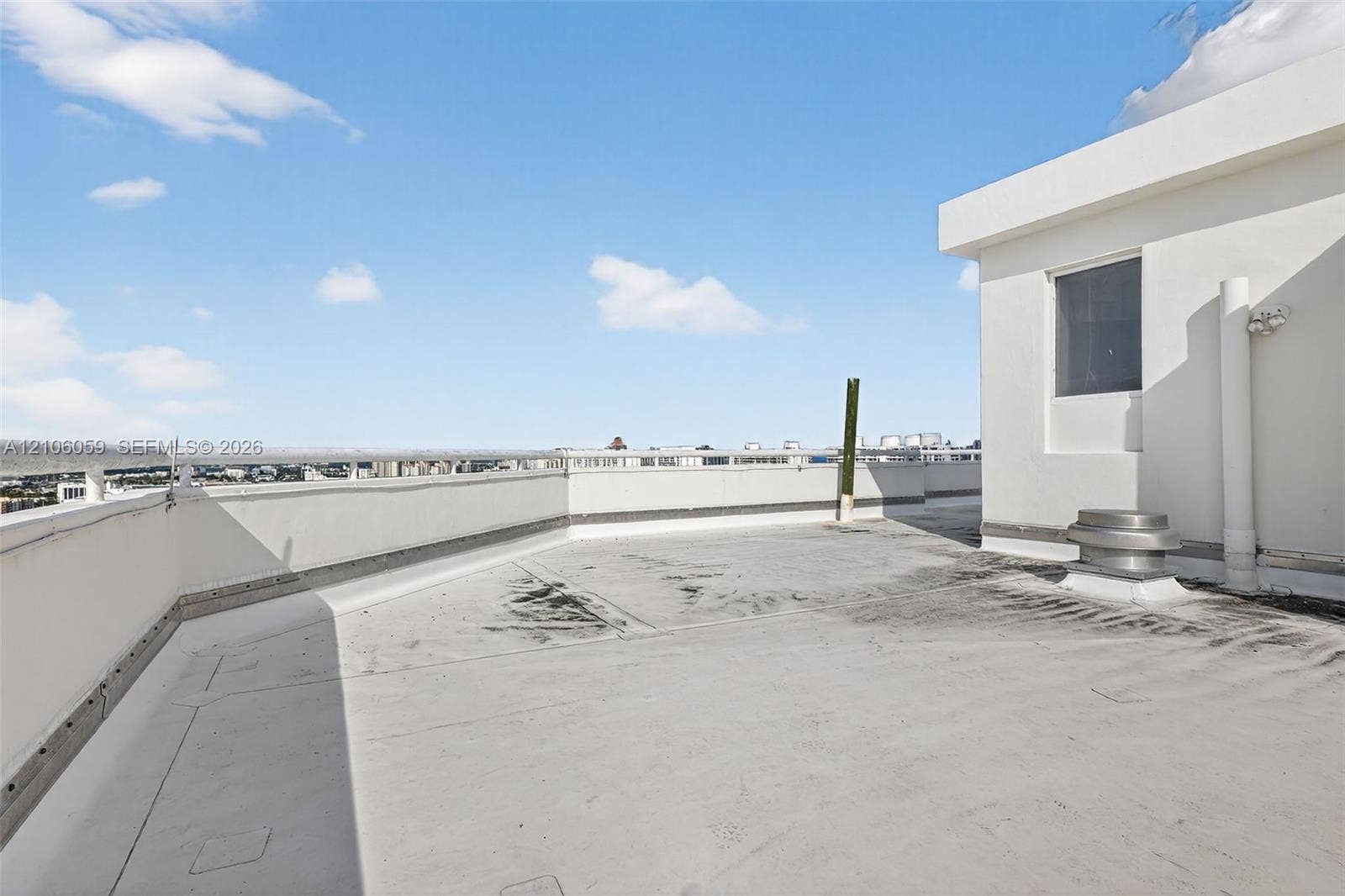 1000 Island Boulevard, #PH9, Aventura, FL 33160 Photo 62