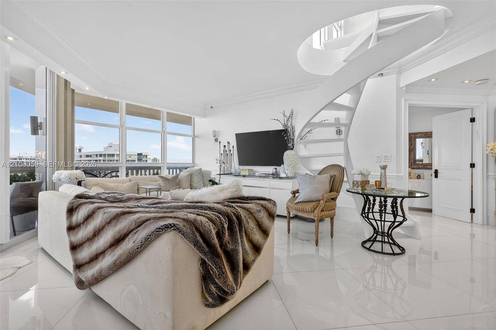 1000 Island Boulevard, #PH9, Aventura, FL 33160 Photo 8