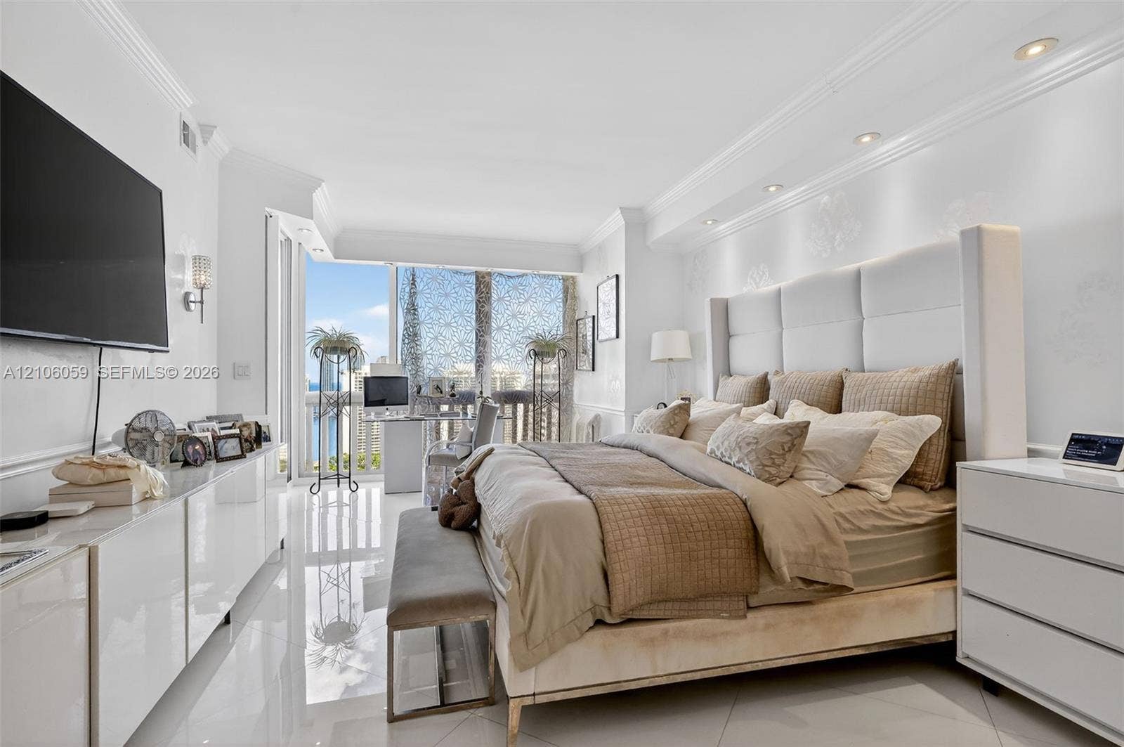 1000 Island Boulevard, #PH9, Aventura, FL 33160 Photo 23