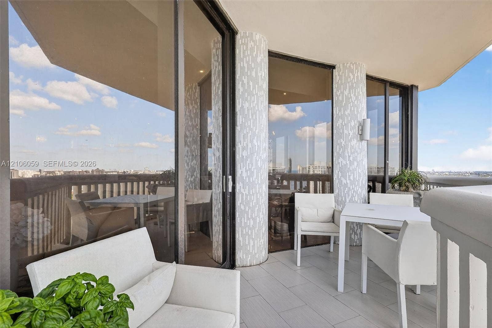 1000 Island Boulevard, #PH9, Aventura, FL 33160 Photo 48