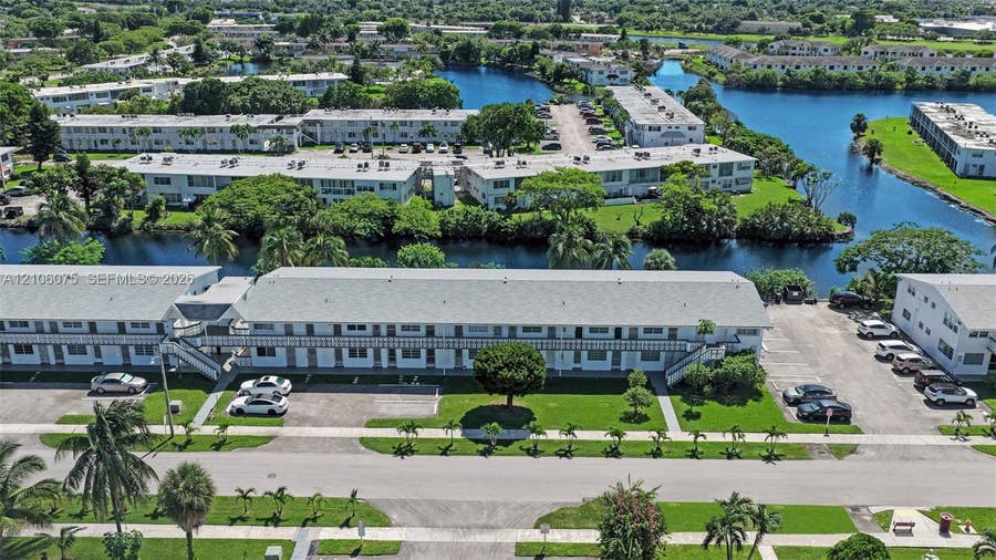 Property photo for 52 NE 204th Street, #8, Miami Gardens, FL