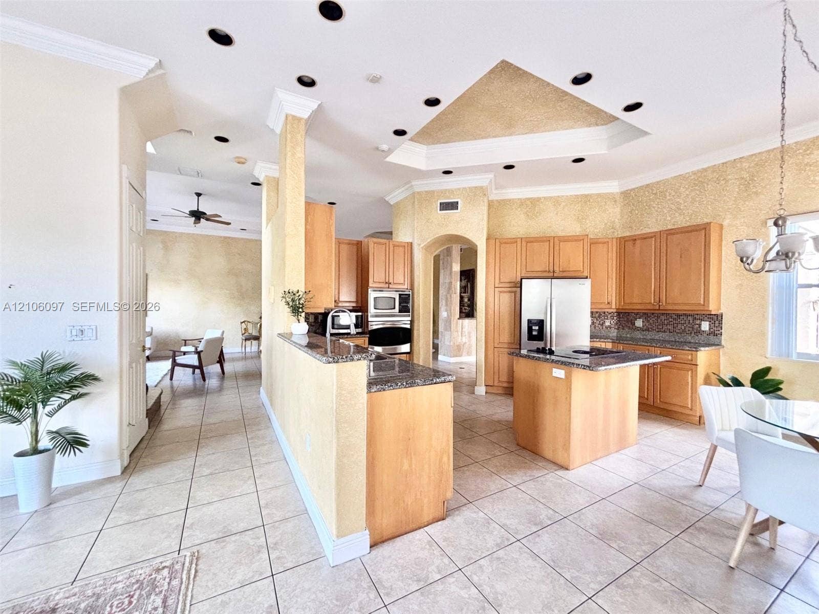 1141 Waterside Lane, Hollywood, FL 33019 Photo 25