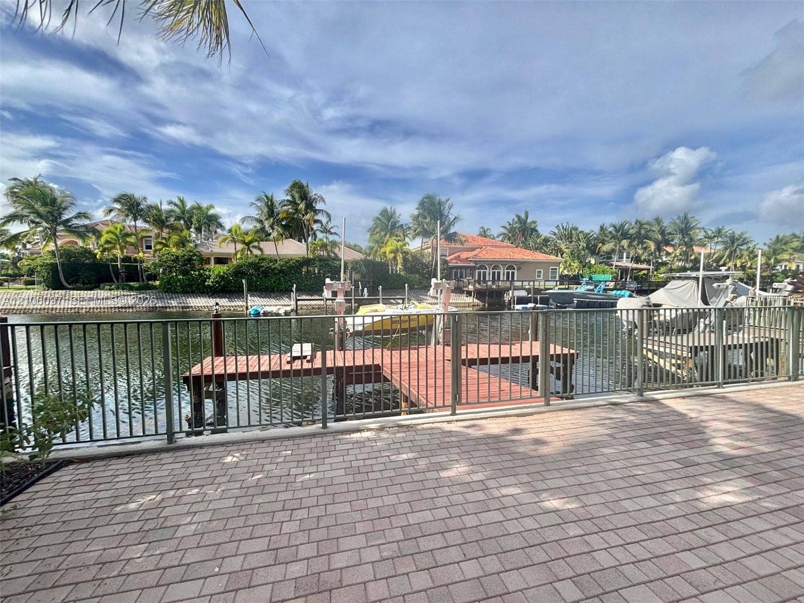 1141 Waterside Lane, Hollywood, FL 33019 with boat lift