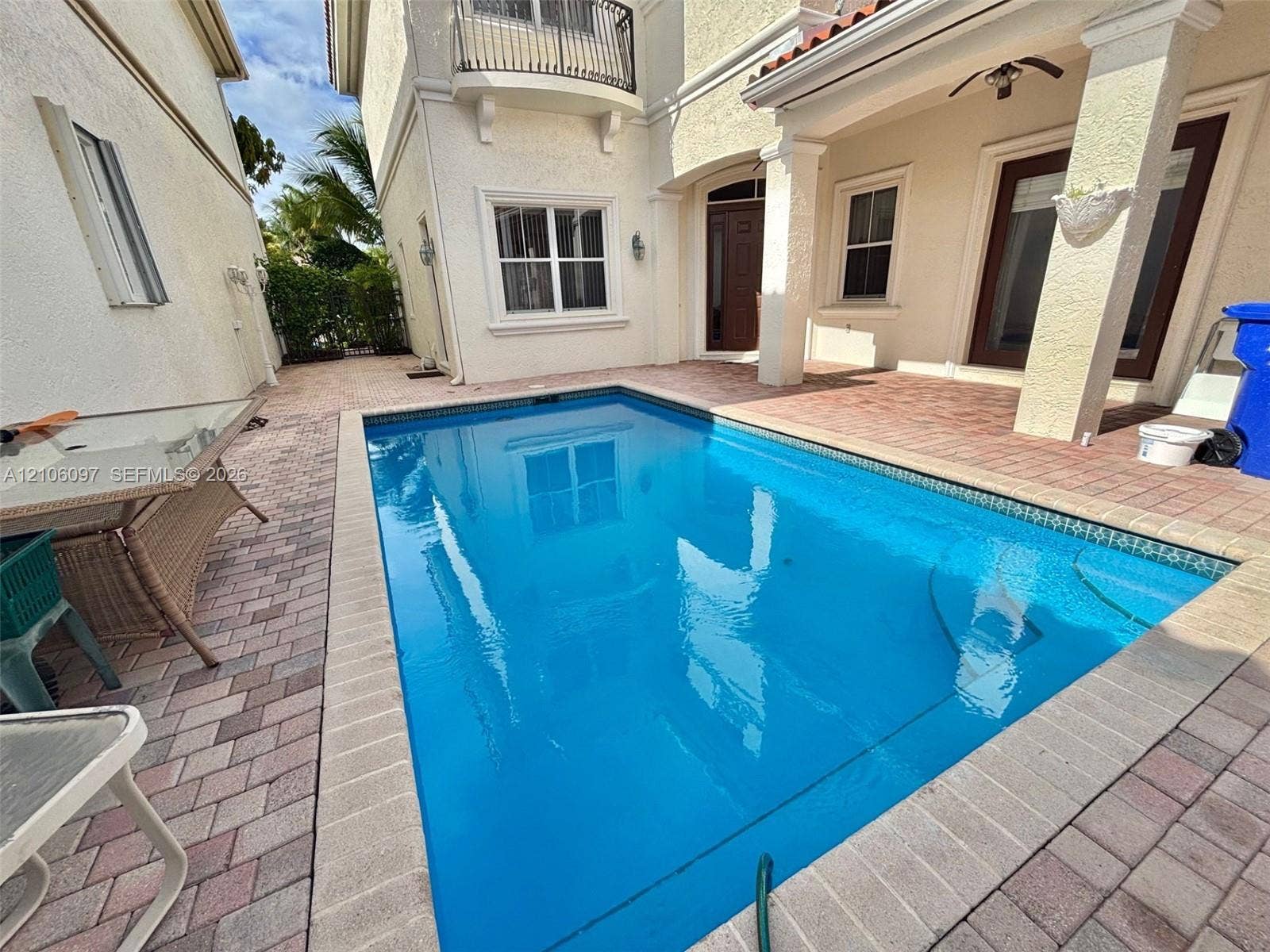 1141 Waterside Lane, Hollywood, FL 33019 Photo 4