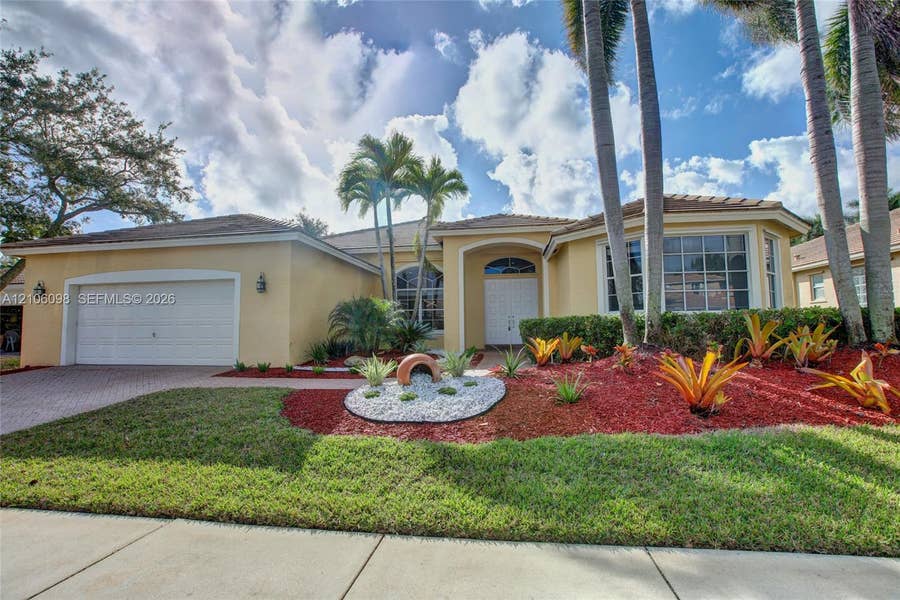 Property photo for 2536 Eagle Run Court, Weston, FL