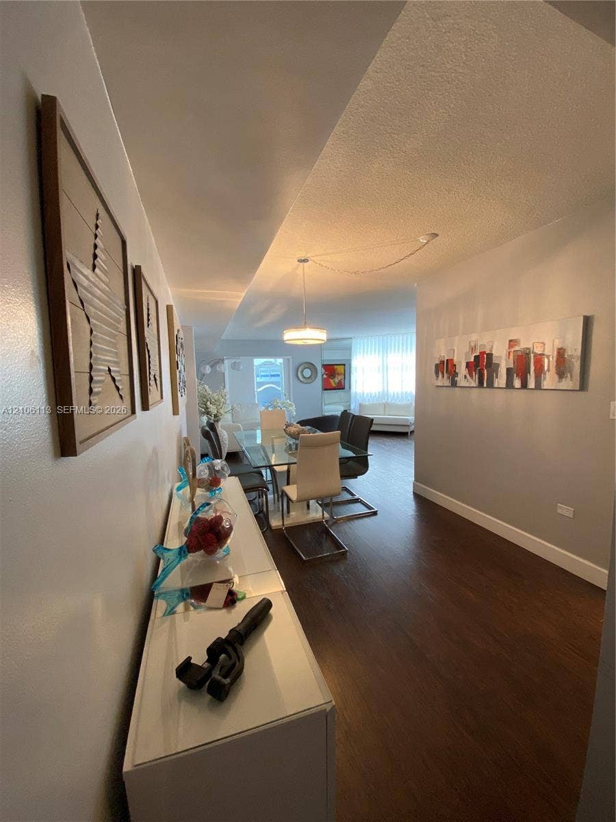 905 Brickell Bay Drive, #327, Miami, Miami, FL 33131 Photo 4