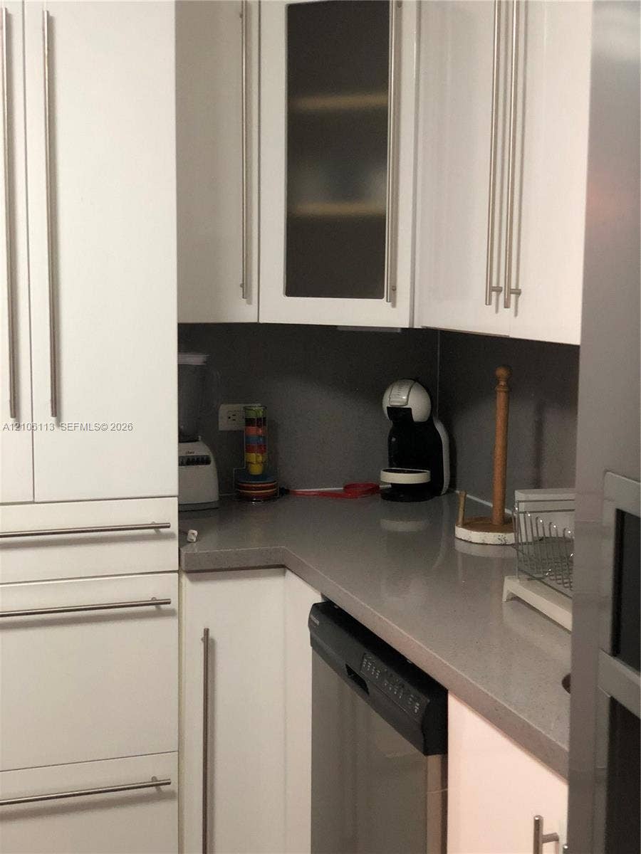 905 Brickell Bay Drive, #327, Miami, Miami, FL 33131 Photo 27
