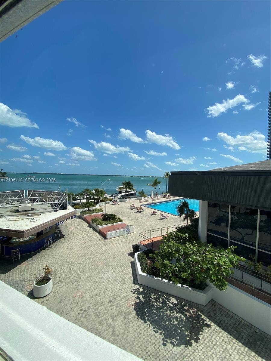 905 Brickell Bay Drive, #327, Miami, Miami, FL 33131 Photo 33