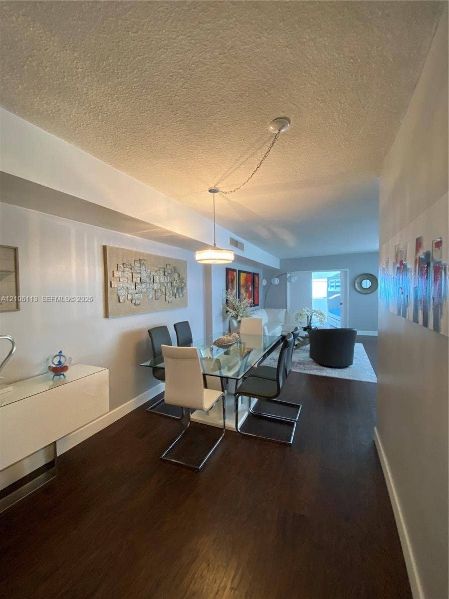 905 Brickell Bay Drive, #327, Miami, Miami, FL 33131 Photo 5