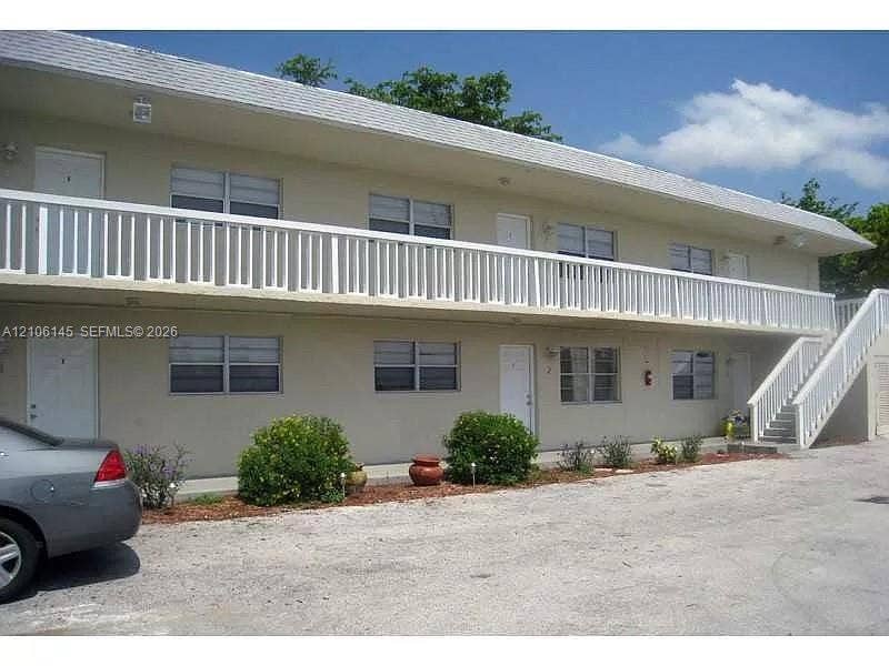 Property photo for 110 SE 7th Street, #10, Hallandale Beach, FL