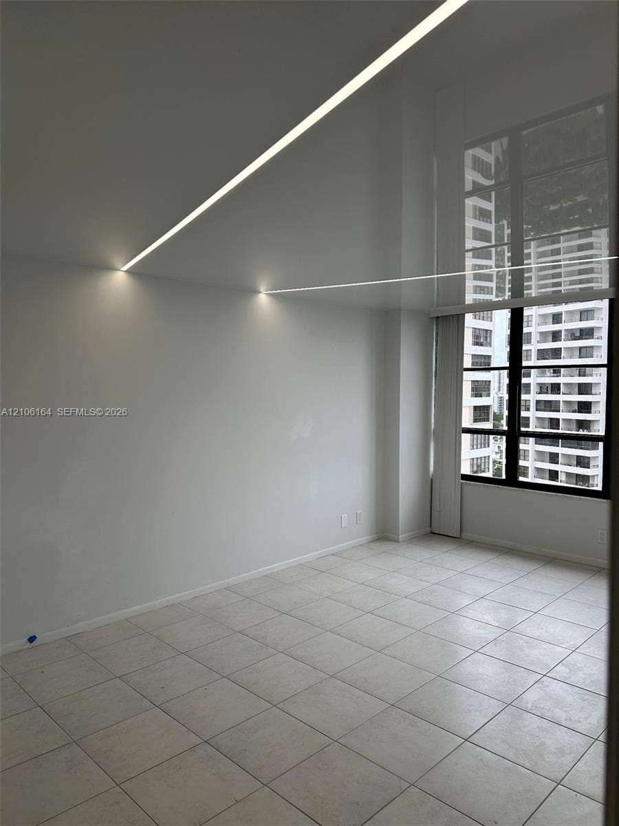 600 Three Islands Boulevard, #1113, Hallandale Beach, FL 33009 Photo 16