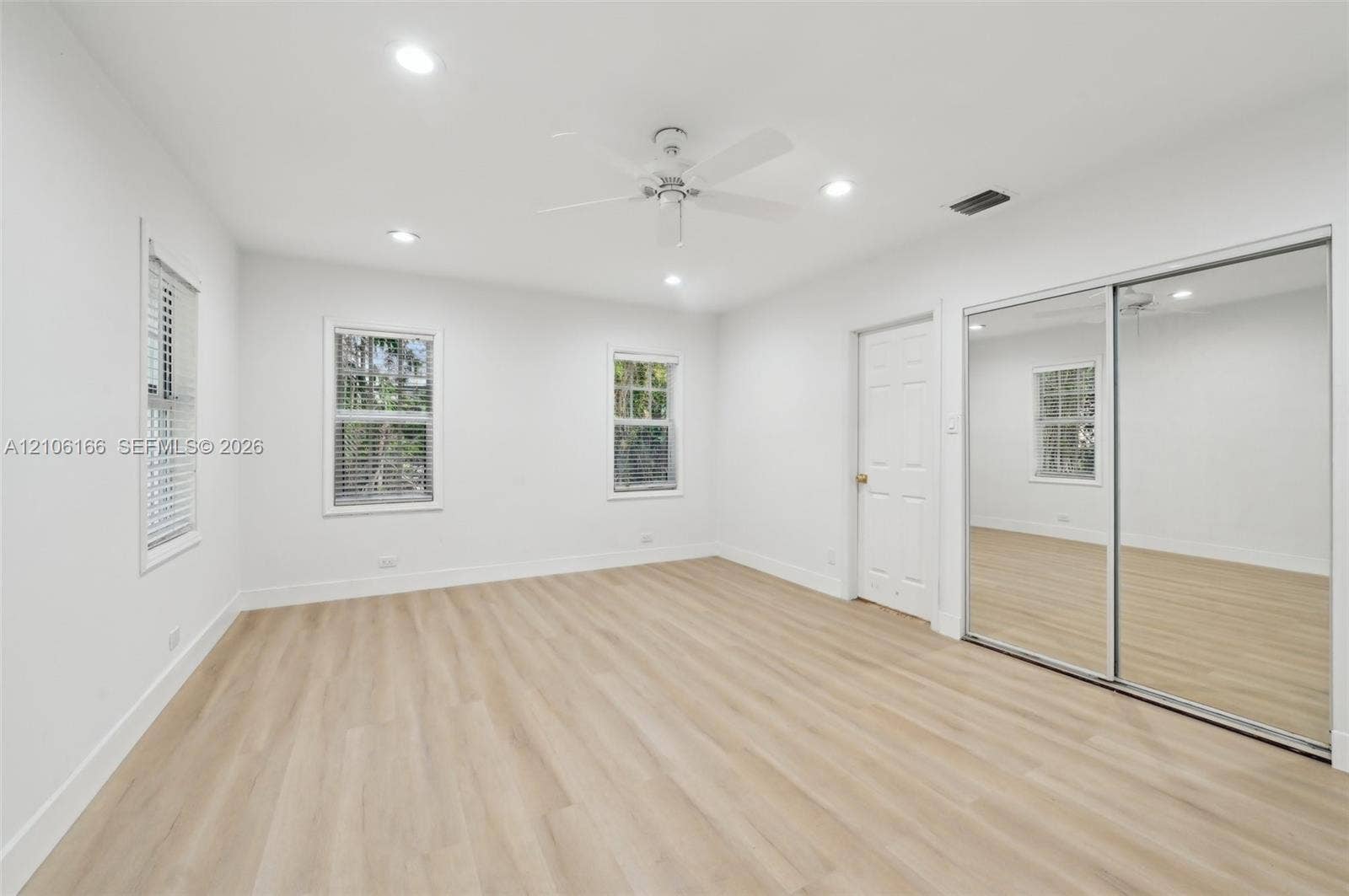 299 S Biscayne River Drive, Miami, FL 33169 Photo 13