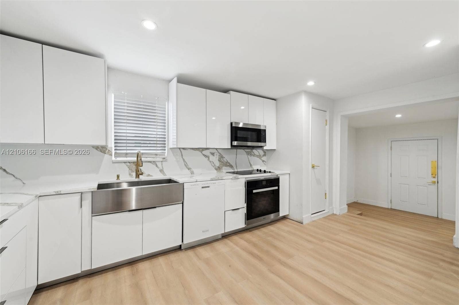 299 S Biscayne River Drive, Miami, FL 33169 Photo 9