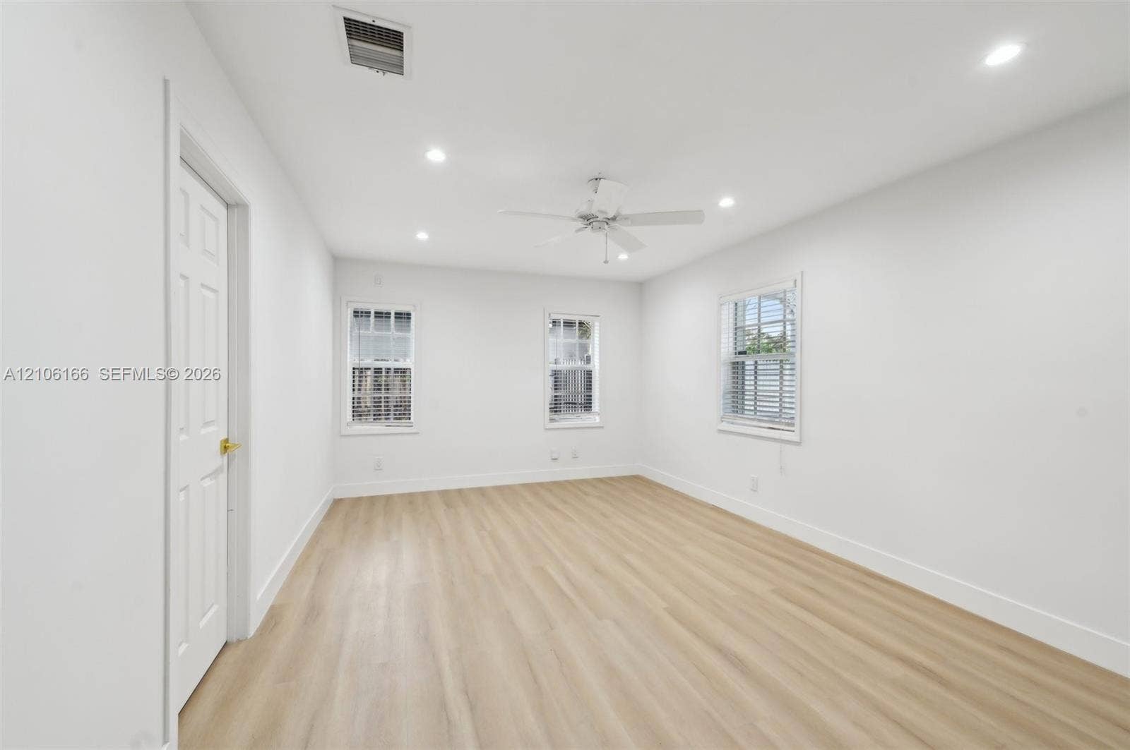 299 S Biscayne River Drive, Miami, FL 33169 Photo 17