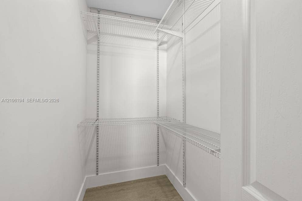 777 SW 9th Avenue, #408, Miami, FL 33130 primary walk in closet