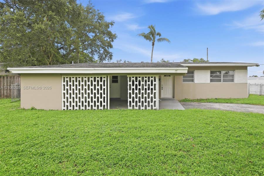Property photo for 6941 SW 5th Street, Pembroke Pines, FL