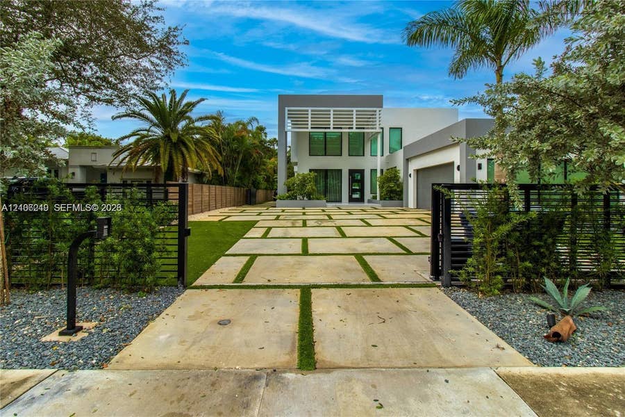 Property photo for 7630 SW 58th Avenue, South Miami, FL