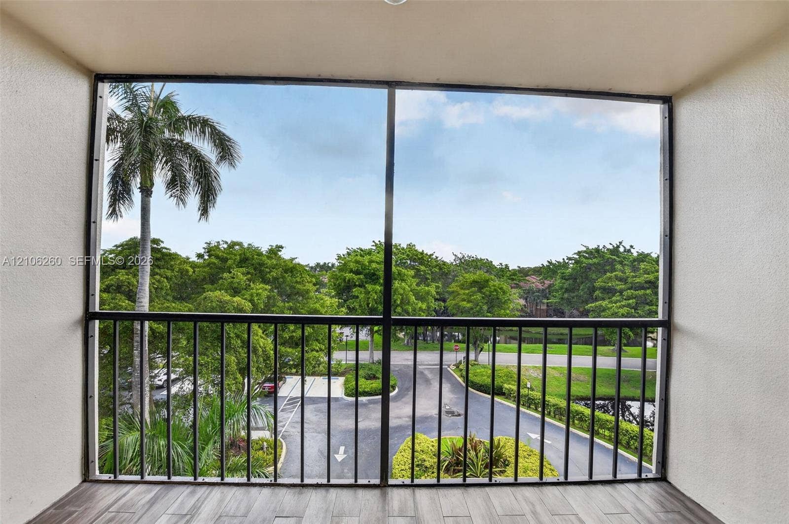 5951 Wellesley Park Drive, #508, Boca Raton, FL 33433 Screened balcony