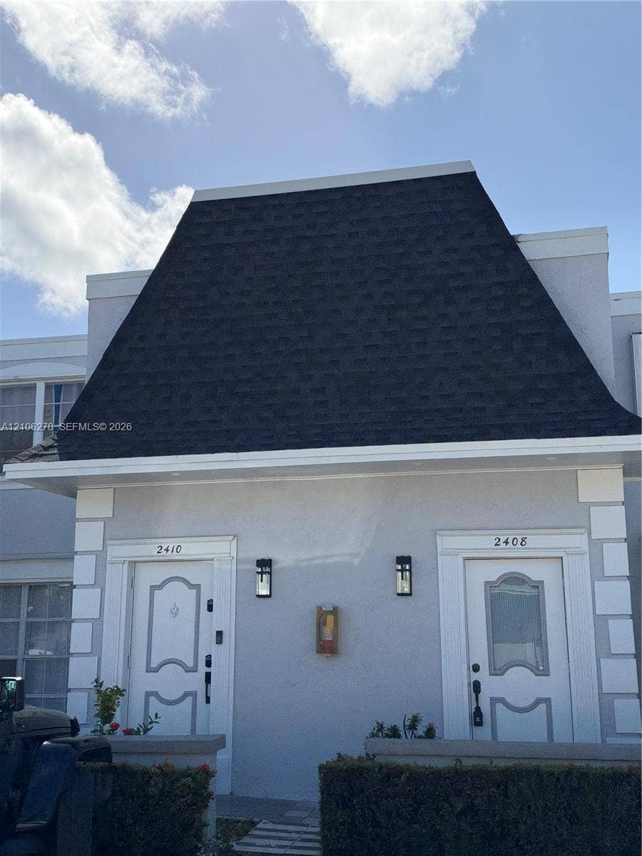 Property photo for 2410 NE 10th Street, #123, Hallandale Beach, FL