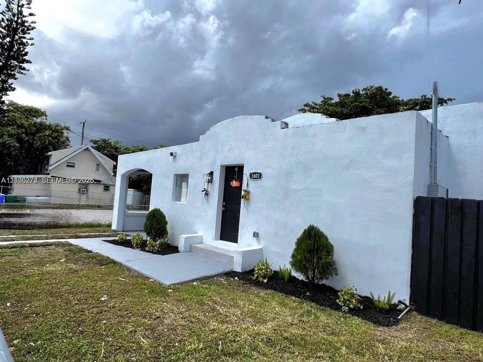 1601 NW 50th Street, Miami, FL 33142 UNIT 1