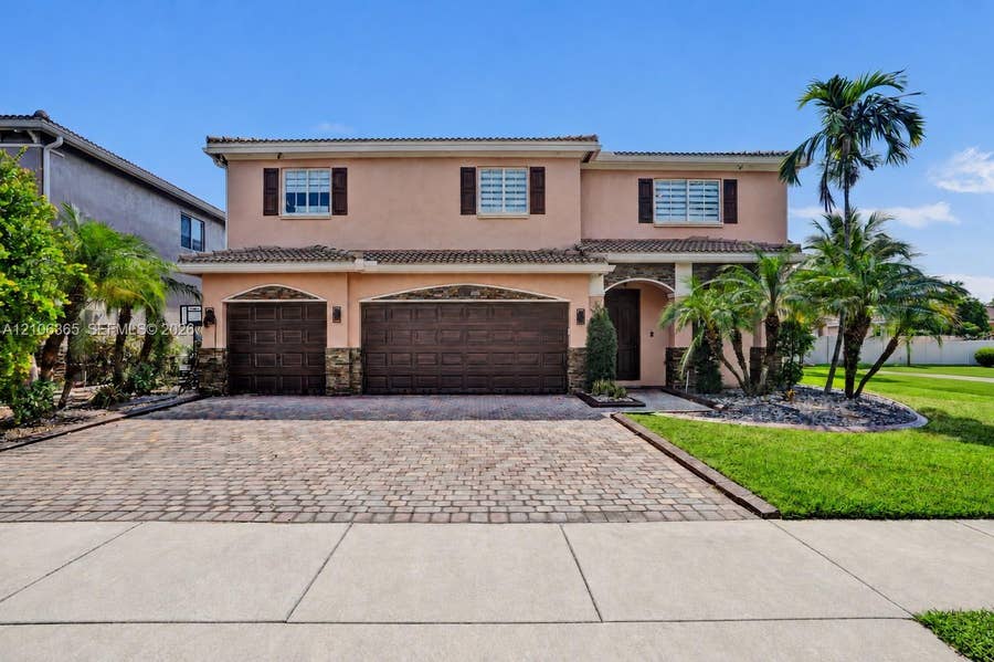 Property photo for 1292 NW 205th Street, Miami Gardens, FL