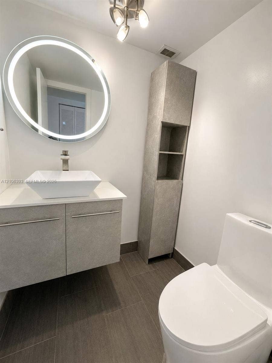 2750 NE 183rd Street, #2407, Aventura, FL 33160 Photo 11