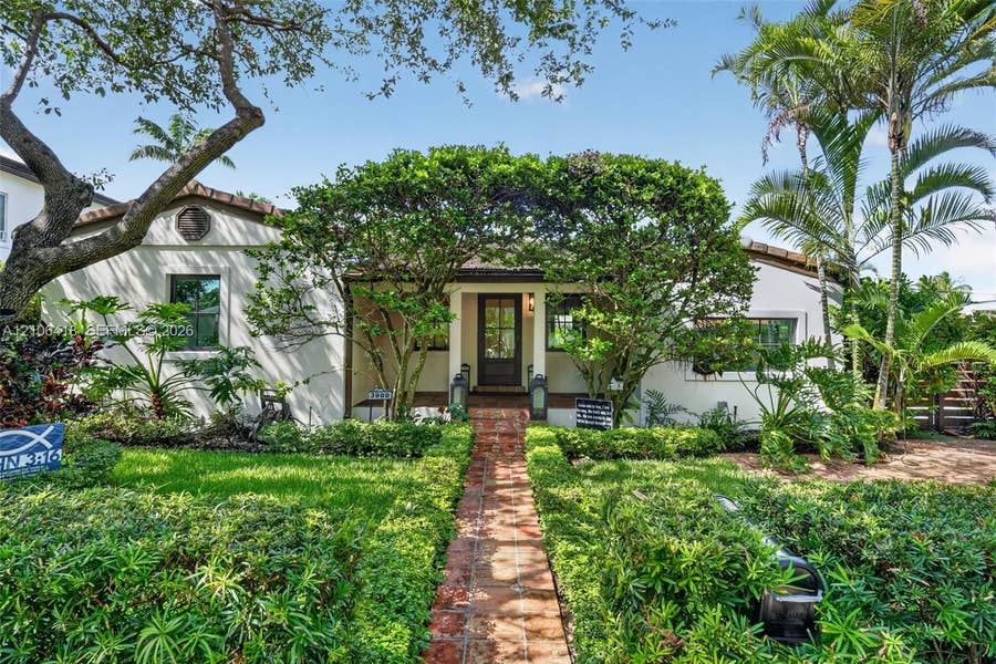 Property photo for 3900 SW 60th Avenue, Miami, FL