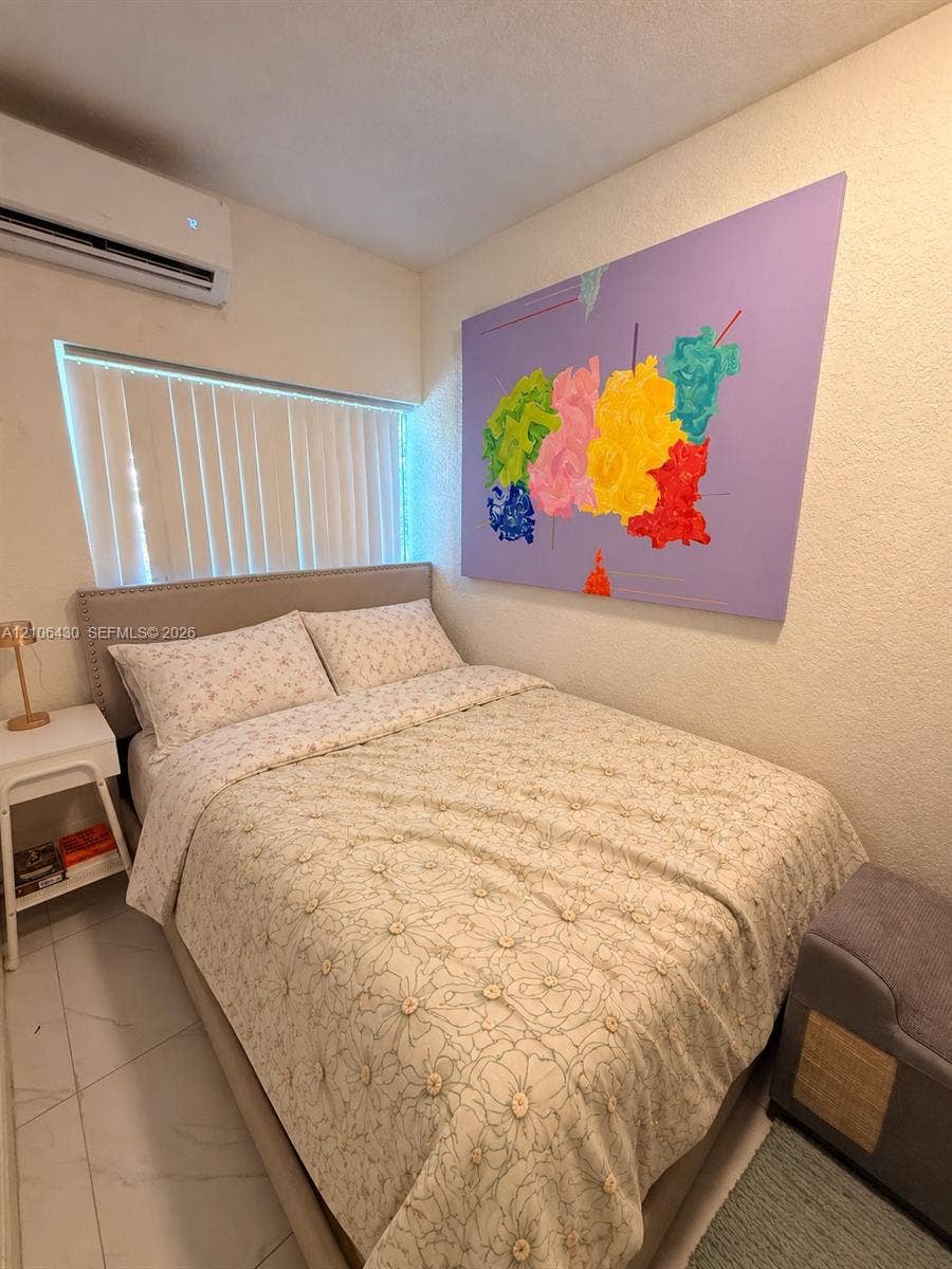 903 80th Street, Miami Beach, FL 33141 Unit 4