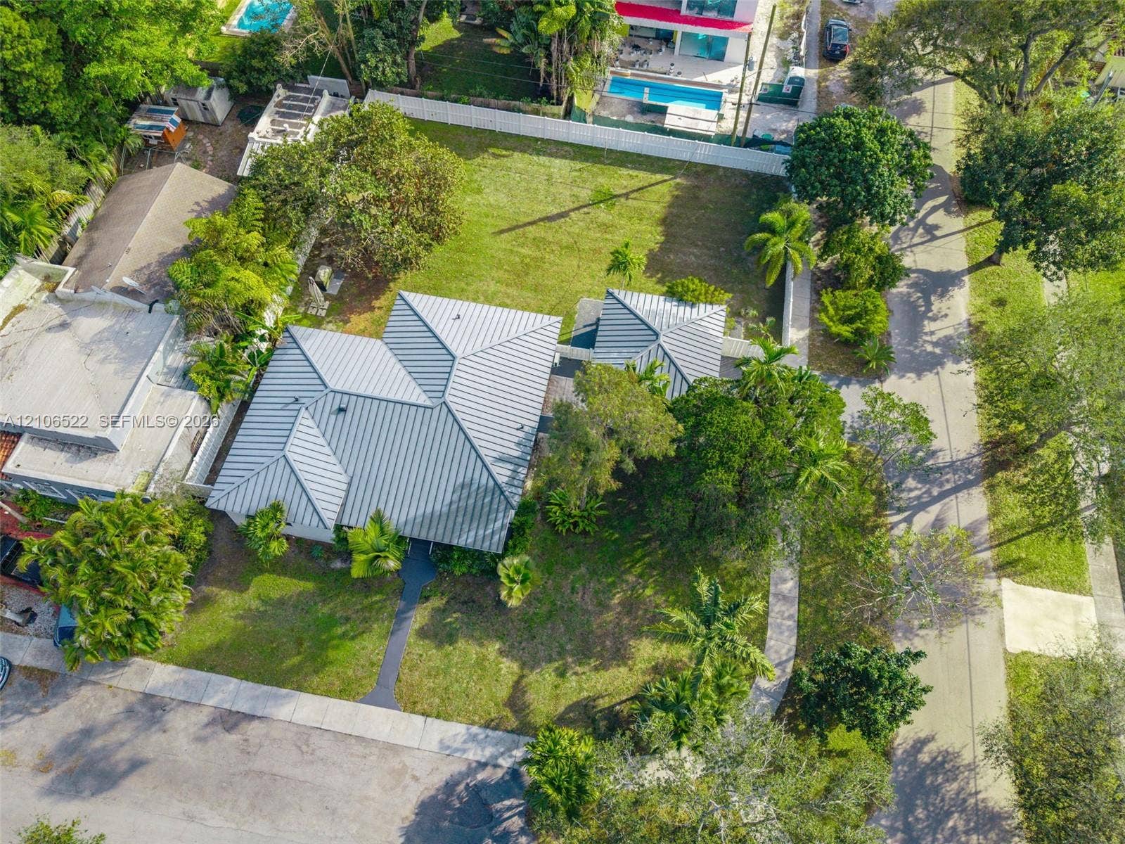 312 NE 90th Street, El Portal, FL 33138 Photo 27
