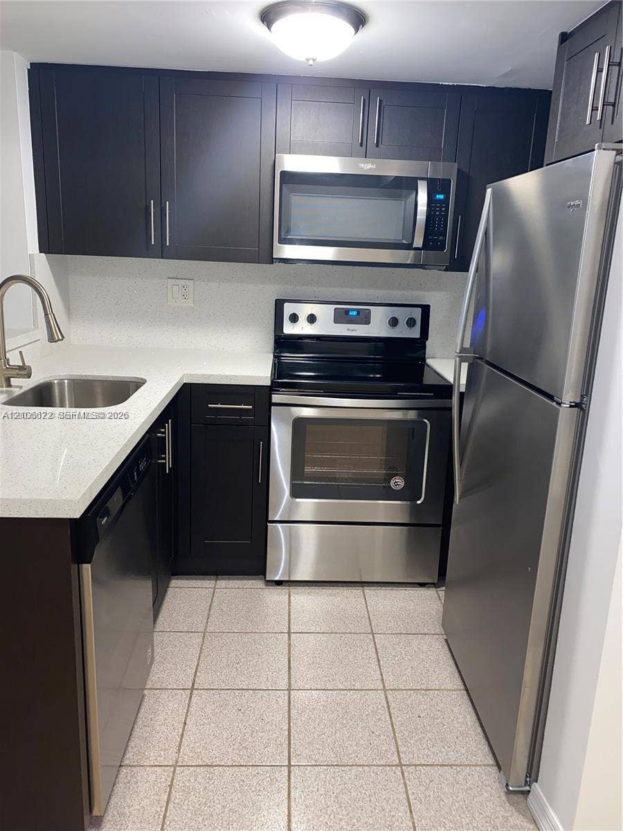 670 NW 85th Place, #11-205, Miami, Miami, FL 33126 Photo 8