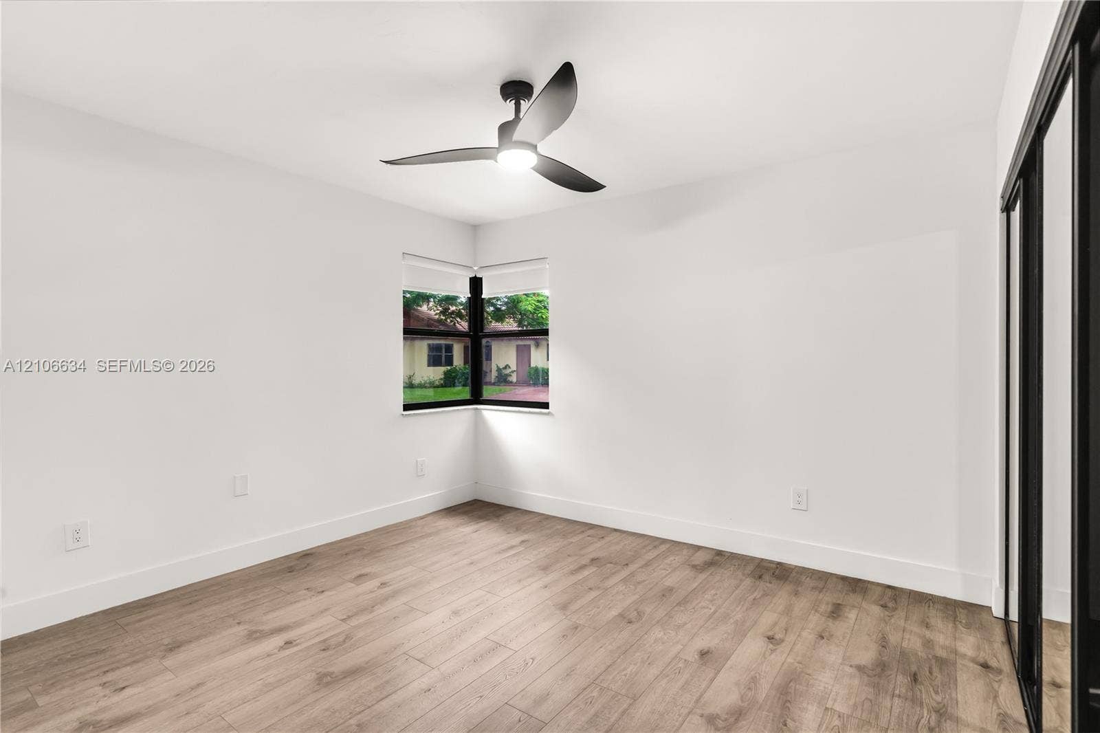Second bedroom