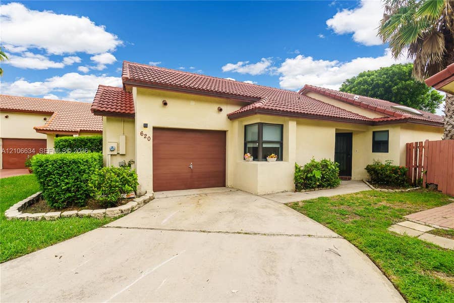 Property photo for 620 SW 113th Terrace, Pembroke Pines, FL