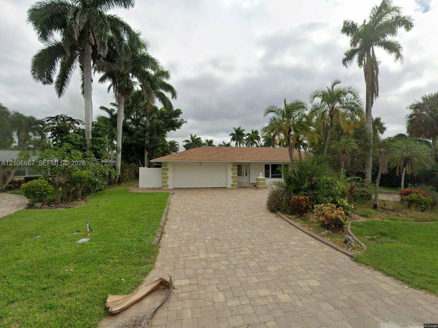 Property photo for 209 Bayshore Drive, Cape Coral, FL