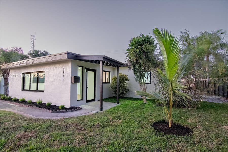 Property photo for 6811 Thomas Street, Hollywood, FL