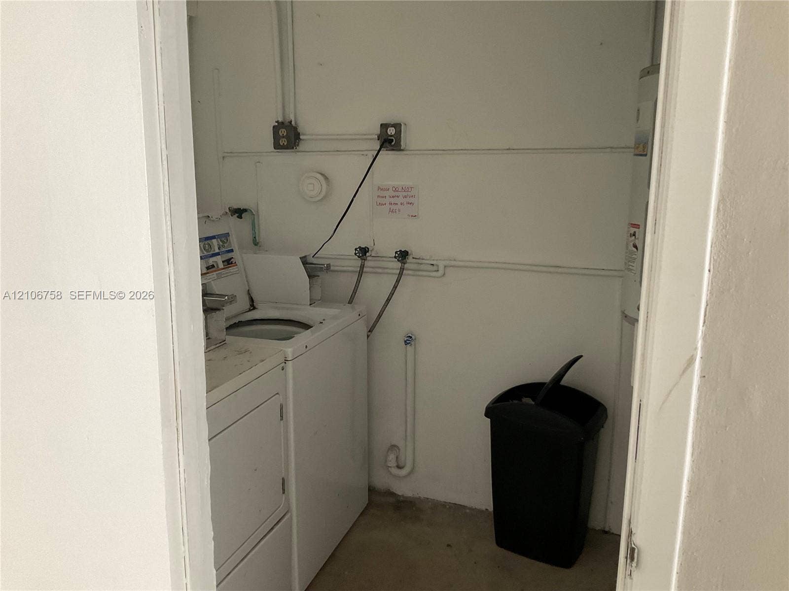 510 SE 9th Street, #7, Fort Lauderdale, Fort Lauderdale, FL 33316 Laundry room direct across from unit