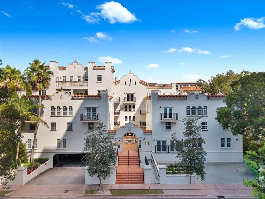 Property photo for 323 Navarre Avenue, #202, Coral Gables, FL
