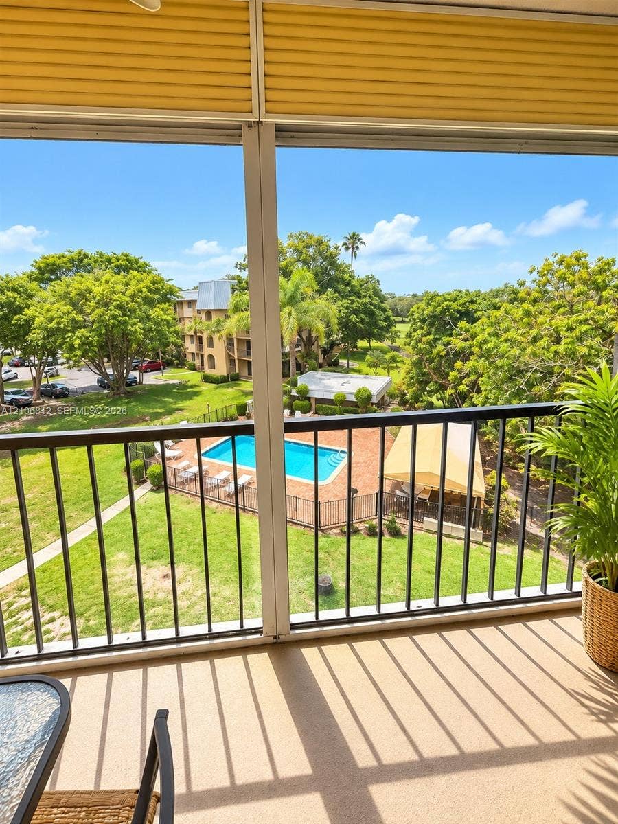 Property photo for 5961 N Falls Cir Drive, #408, Lauderhill, FL