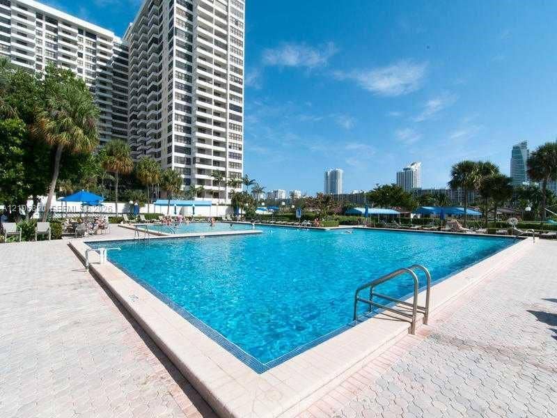 500 Three Islands Boulevard, #822, Hallandale Beach, Hallandale Beach, FL 33009 Photo 22