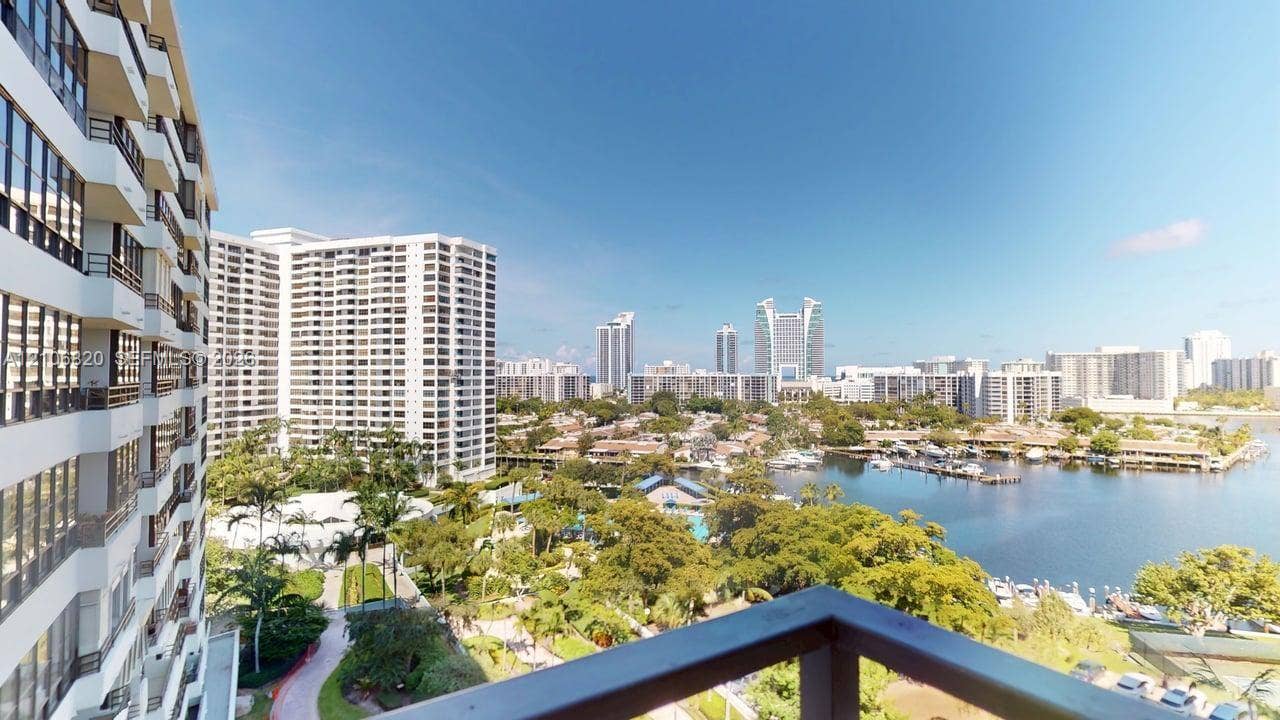 500 Three Islands Boulevard, #822, Hallandale Beach, Hallandale Beach, FL 33009 Photo 2