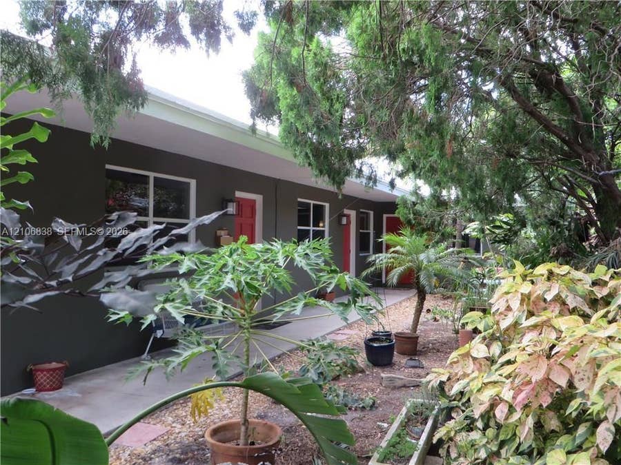 Property photo for 207 NE 16th Street, #1, Fort Lauderdale, FL