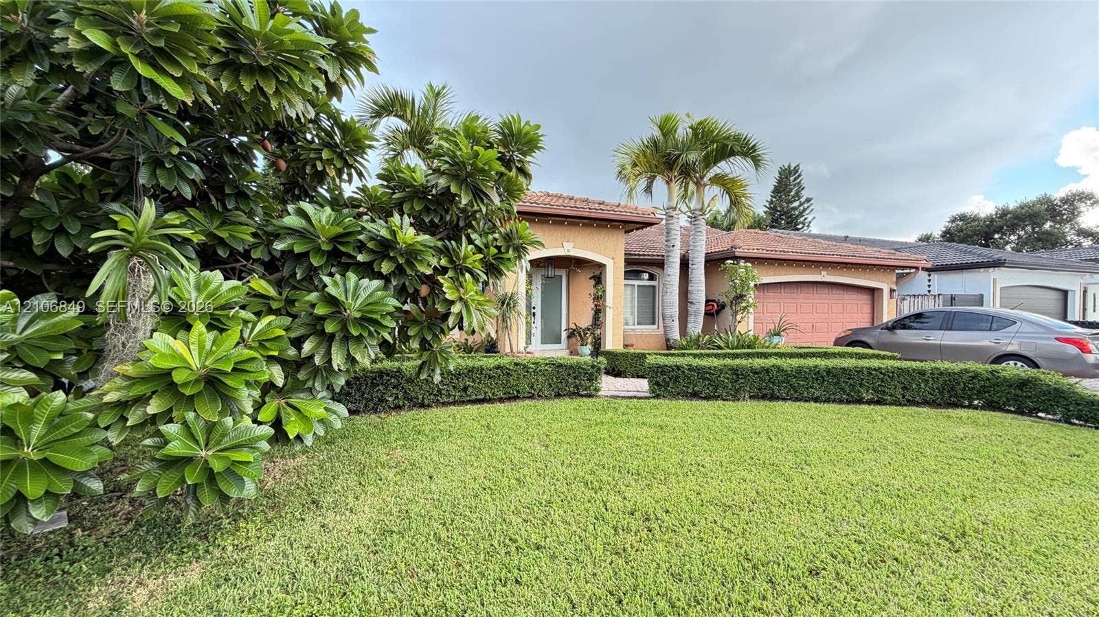 5165 SW 158th Avenue, Miami, FL 33185 Photo 2