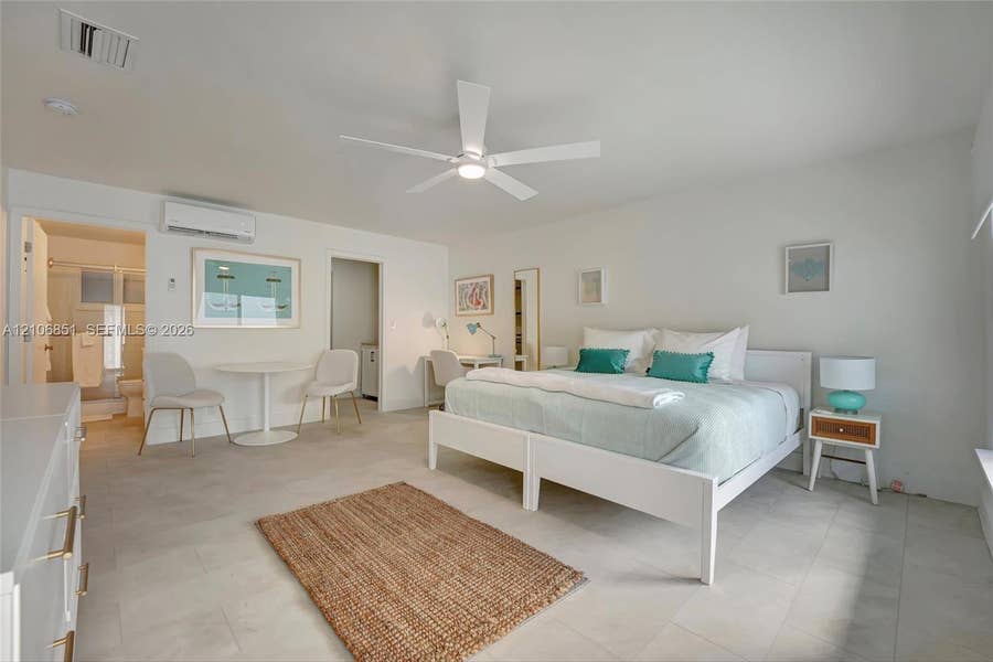 Property photo for 1319 SW 30th Street, #B, Fort Lauderdale, FL