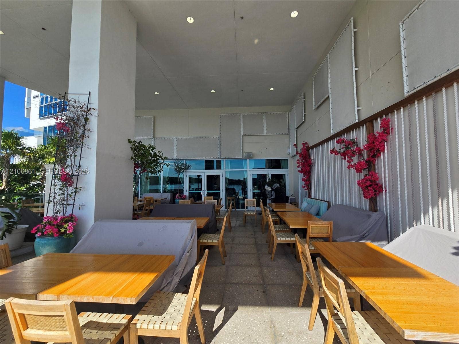 400 Sunny Isles Boulevard, #1519, Sunny Isles Beach, FL 33160 RESTAURANT