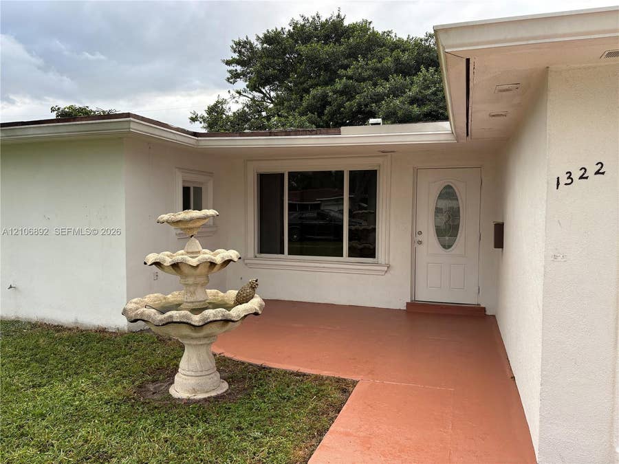 Property photo for 1322 N 31st Road, Hollywood, FL