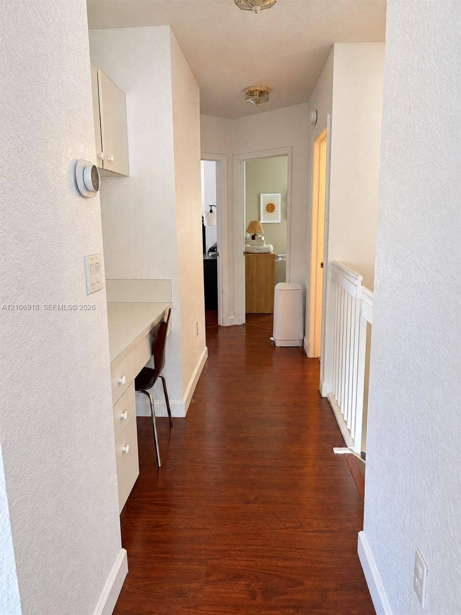 5747 NW 113th Avenue, Doral, FL 33178 Hallway