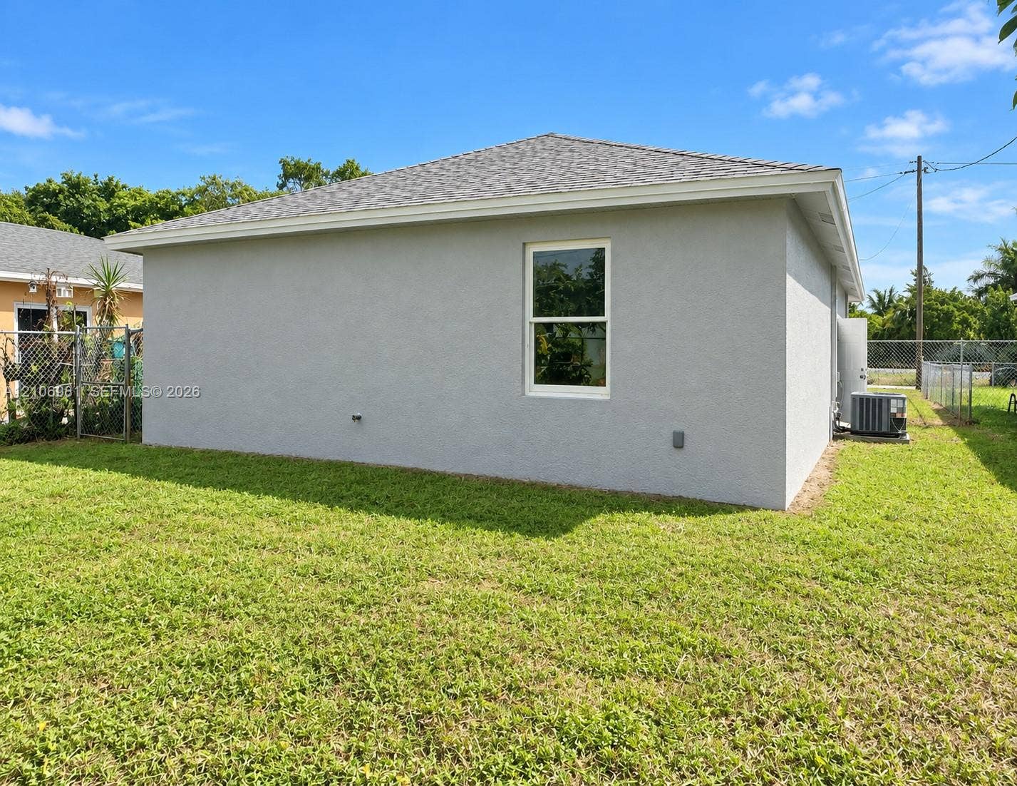 1295 N Railroad Avenue, Boynton Beach, FL 33435 Photo 5