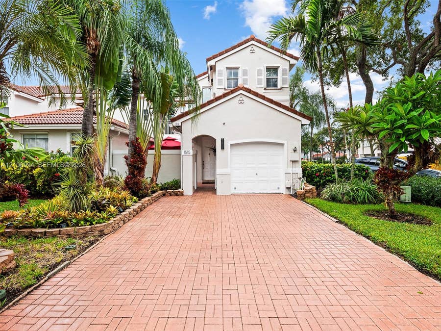 Property photo for 1515 Seagrape Way, Hollywood, FL