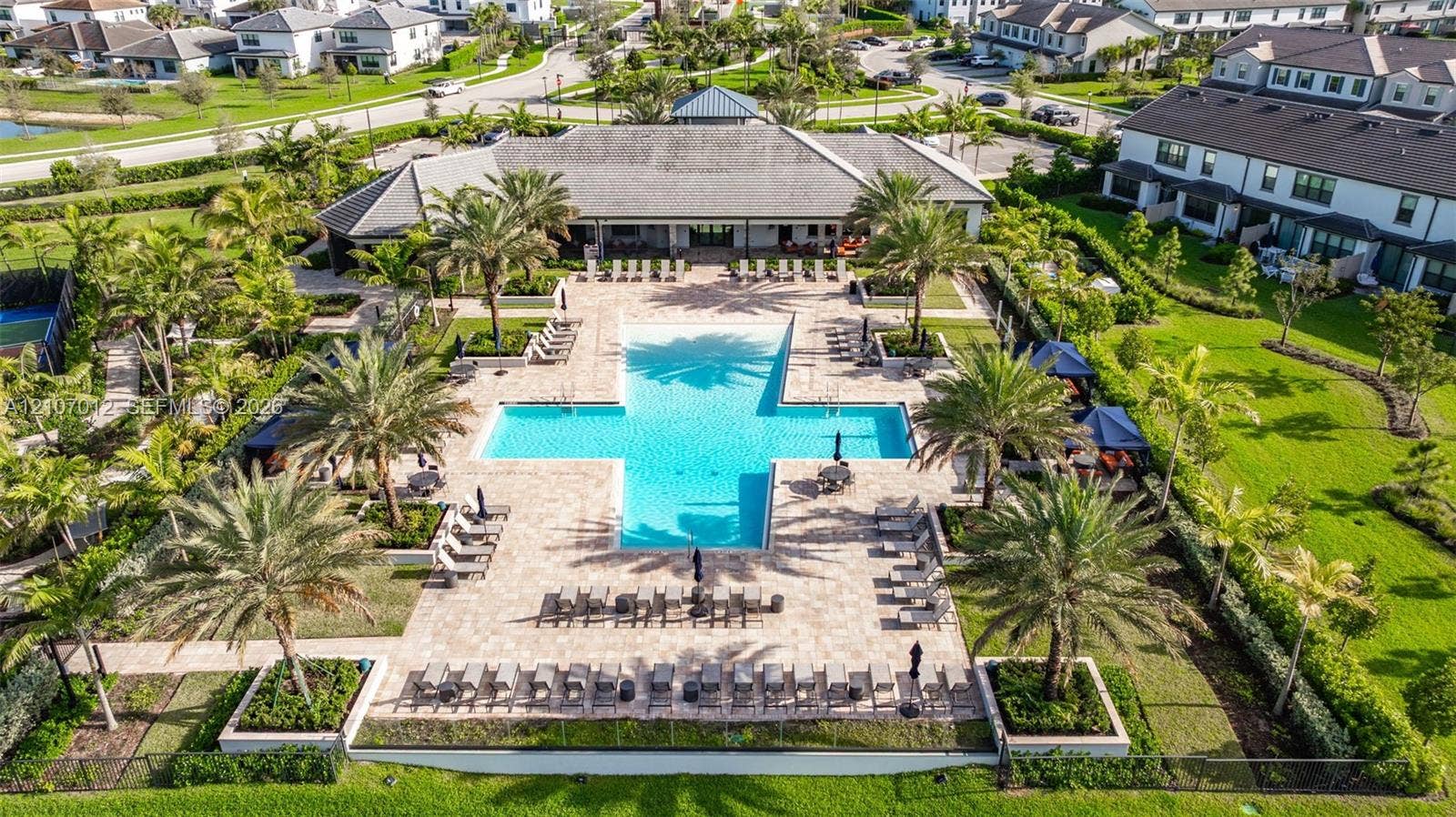 2126 Appleton Circle S, Fort Lauderdale, Fort Lauderdale, FL 33309 Resort Pool