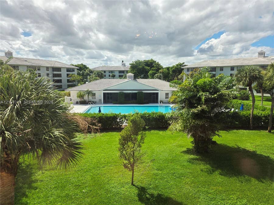 Property photo for 3716 Whitehall Drive, #304, West Palm Beach, FL